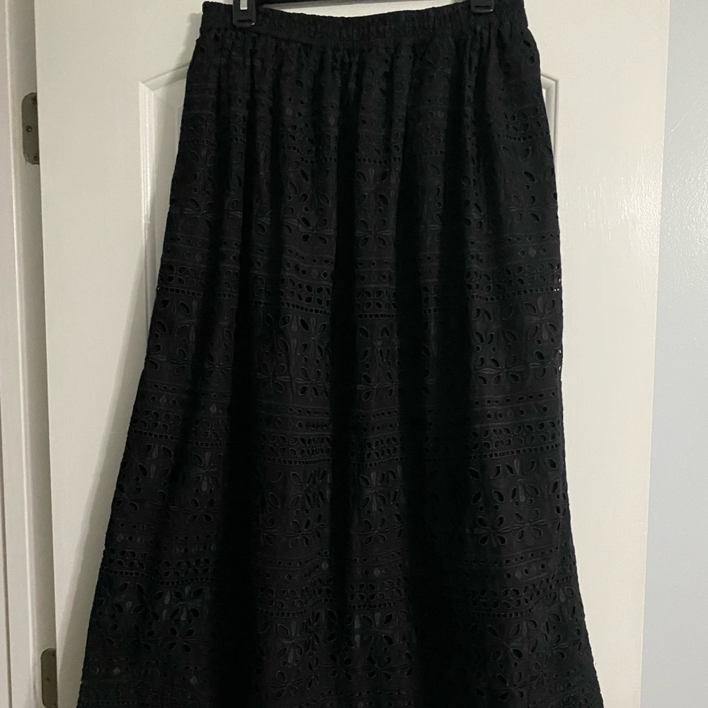 J. Crew Size Medium Black Eyelet Side-Split Skirt… - image 1
